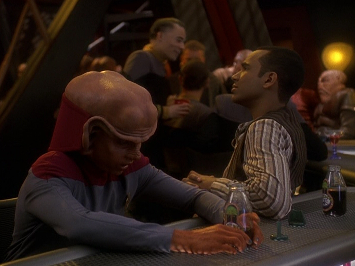 extant_StarTrek_DS9_5x25-InTheCards_00230.jpg