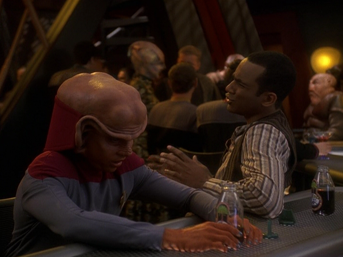 extant_StarTrek_DS9_5x25-InTheCards_00240.jpg