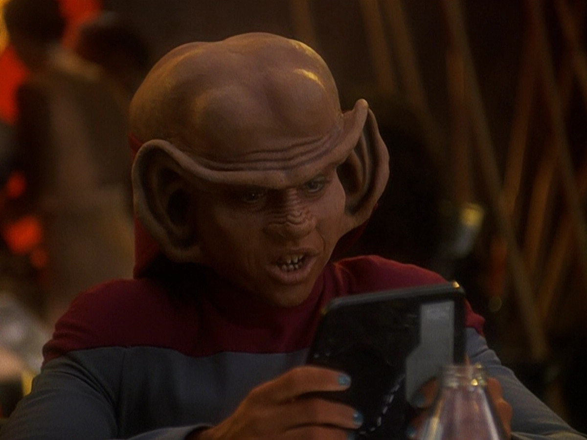 extant_StarTrek_DS9_5x25-InTheCards_00332.jpg
