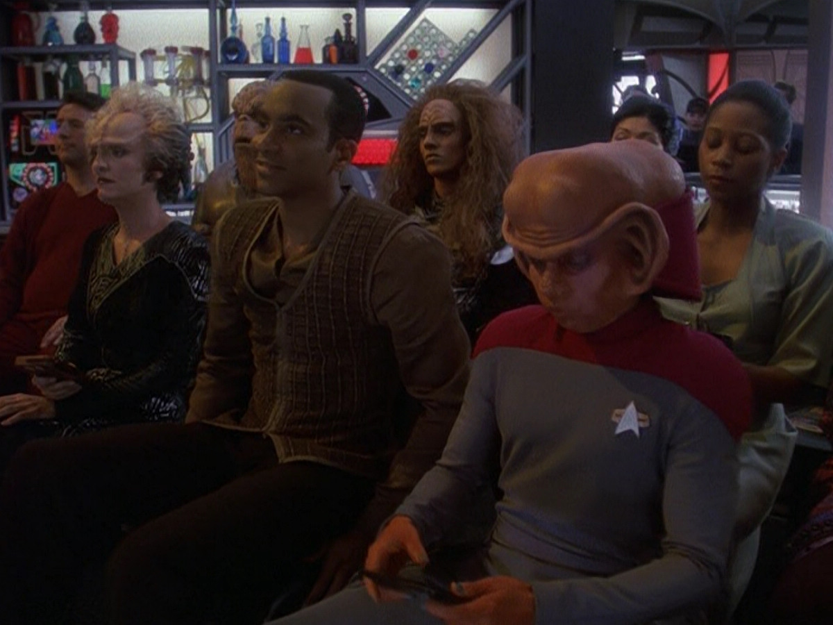 extant_StarTrek_DS9_5x25-InTheCards_00976.jpg