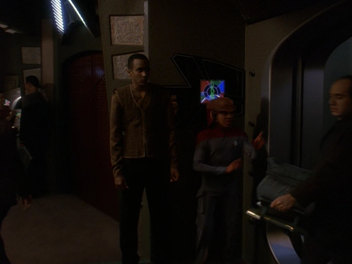 extant_StarTrek_DS9_5x25-InTheCards_01225.jpg