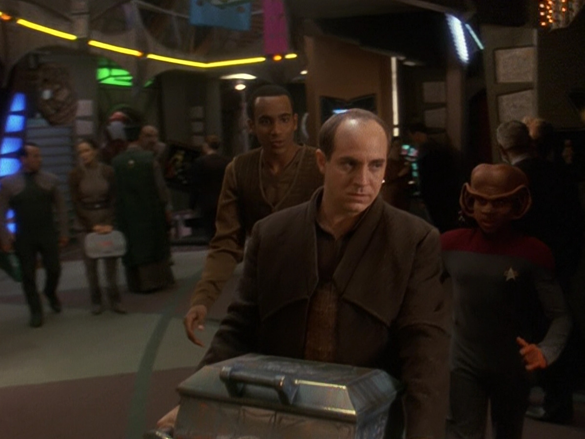 extant_StarTrek_DS9_5x25-InTheCards_01230.jpg
