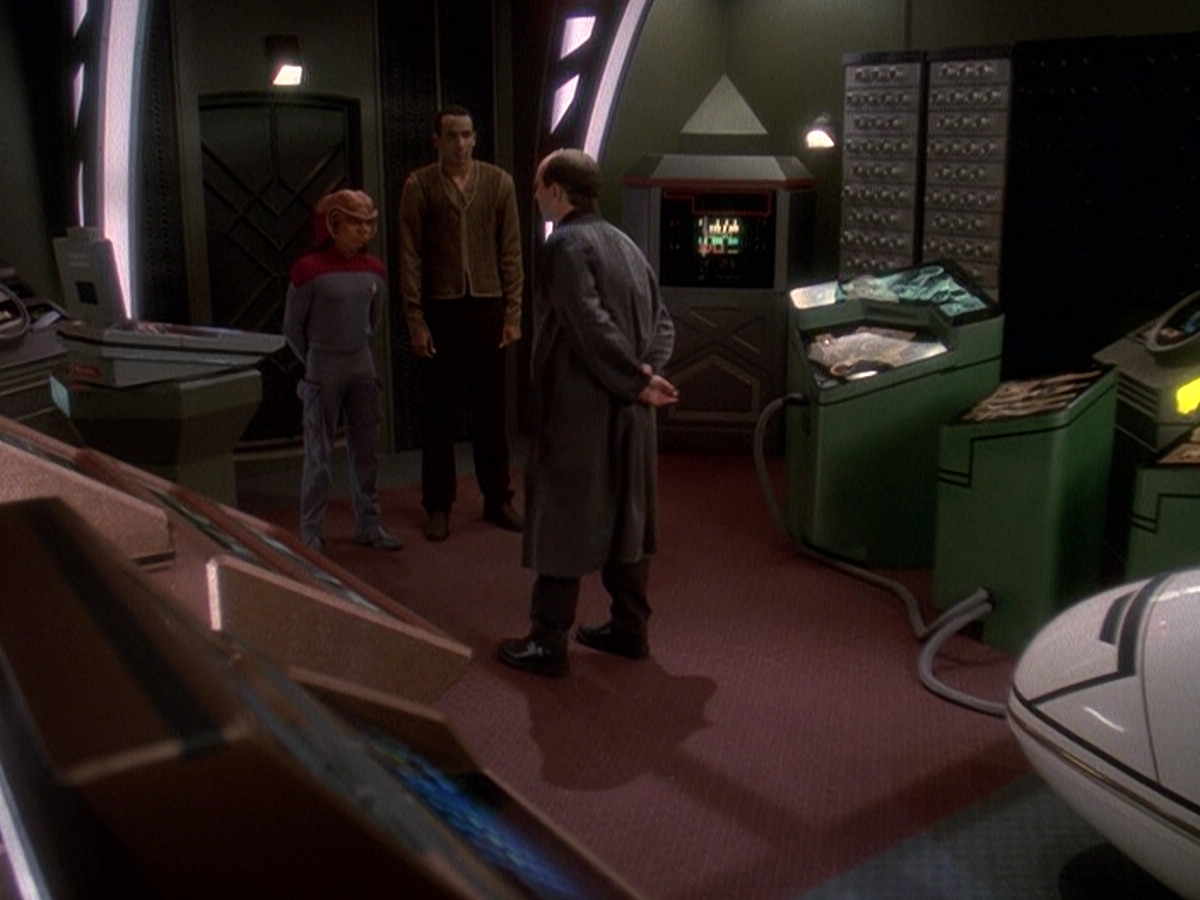 extant_StarTrek_DS9_5x25-InTheCards_01459.jpg