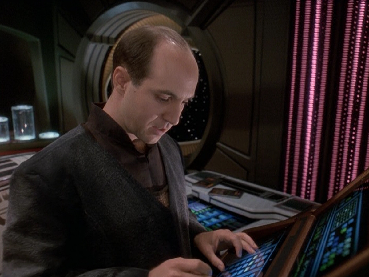 extant_StarTrek_DS9_5x25-InTheCards_01470.jpg