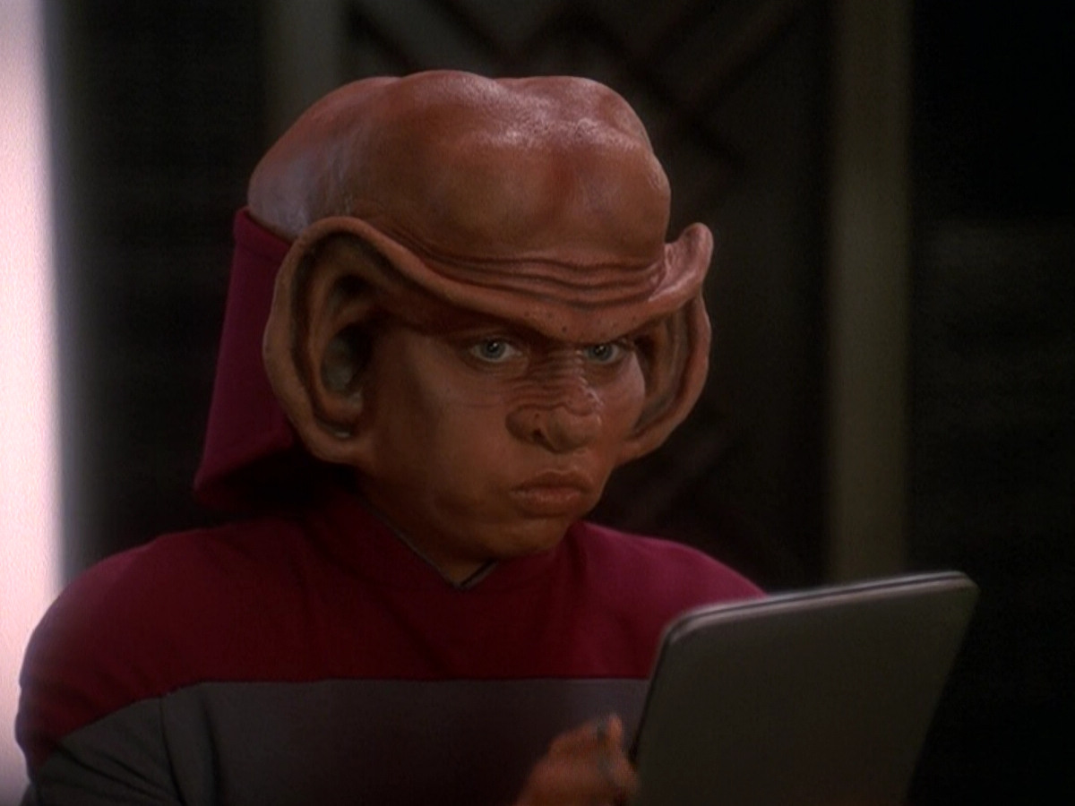 extant_StarTrek_DS9_5x25-InTheCards_01535.jpg