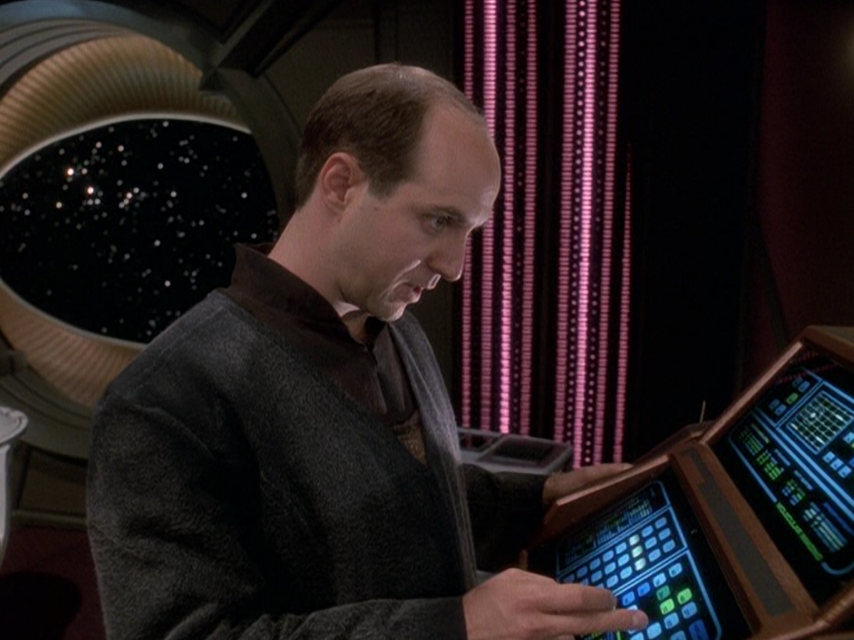 extant_StarTrek_DS9_5x25-InTheCards_01659.jpg