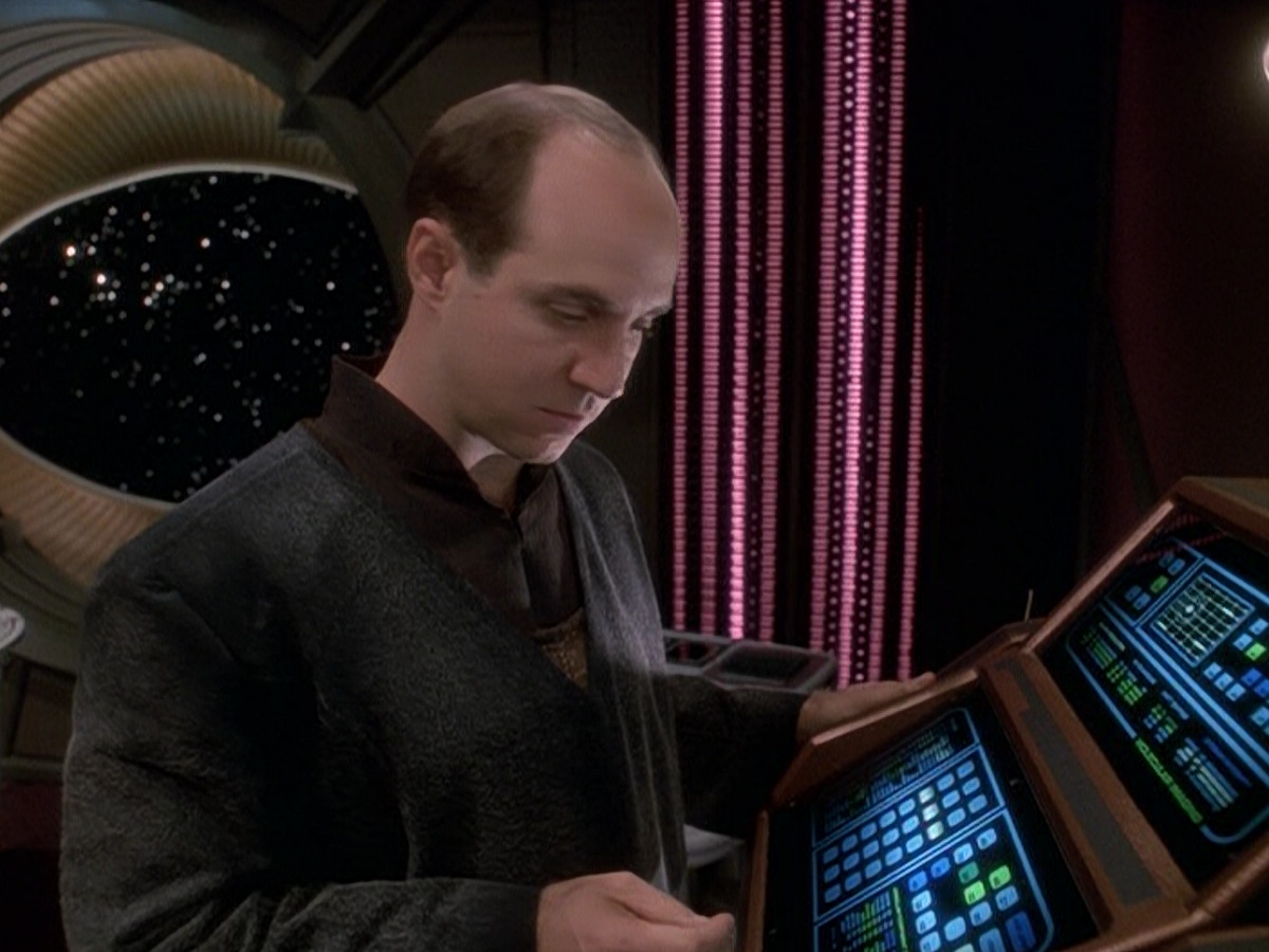 extant_StarTrek_DS9_5x25-InTheCards_01675.jpg