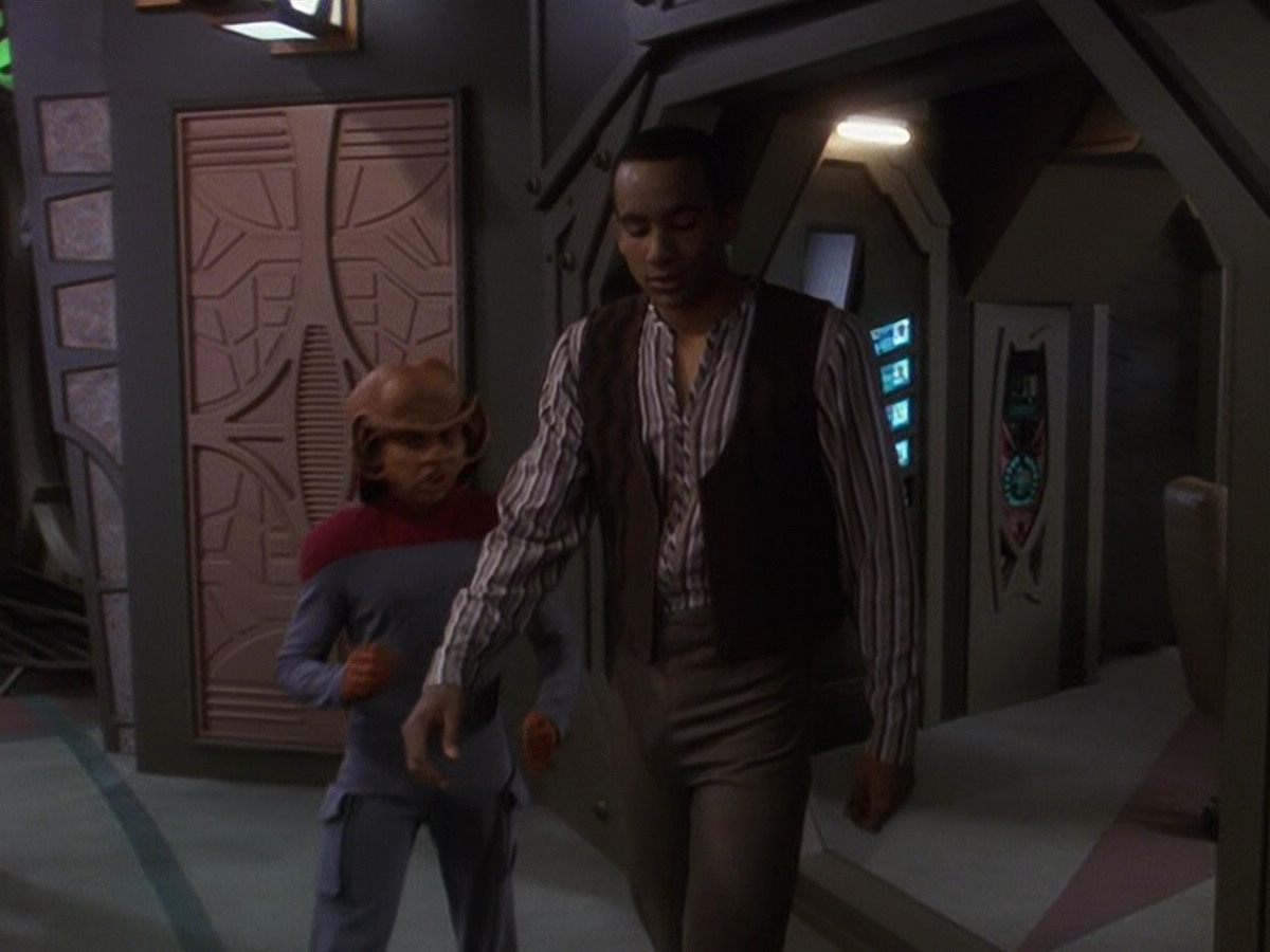 extant_StarTrek_DS9_5x25-InTheCards_02926.jpg