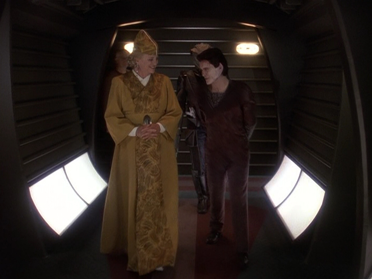 extant_StarTrek_DS9_5x25-InTheCards_03040.jpg
