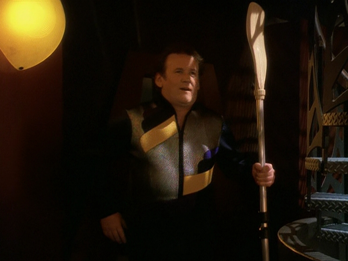 extant_StarTrek_DS9_5x25-InTheCards_03686.jpg
