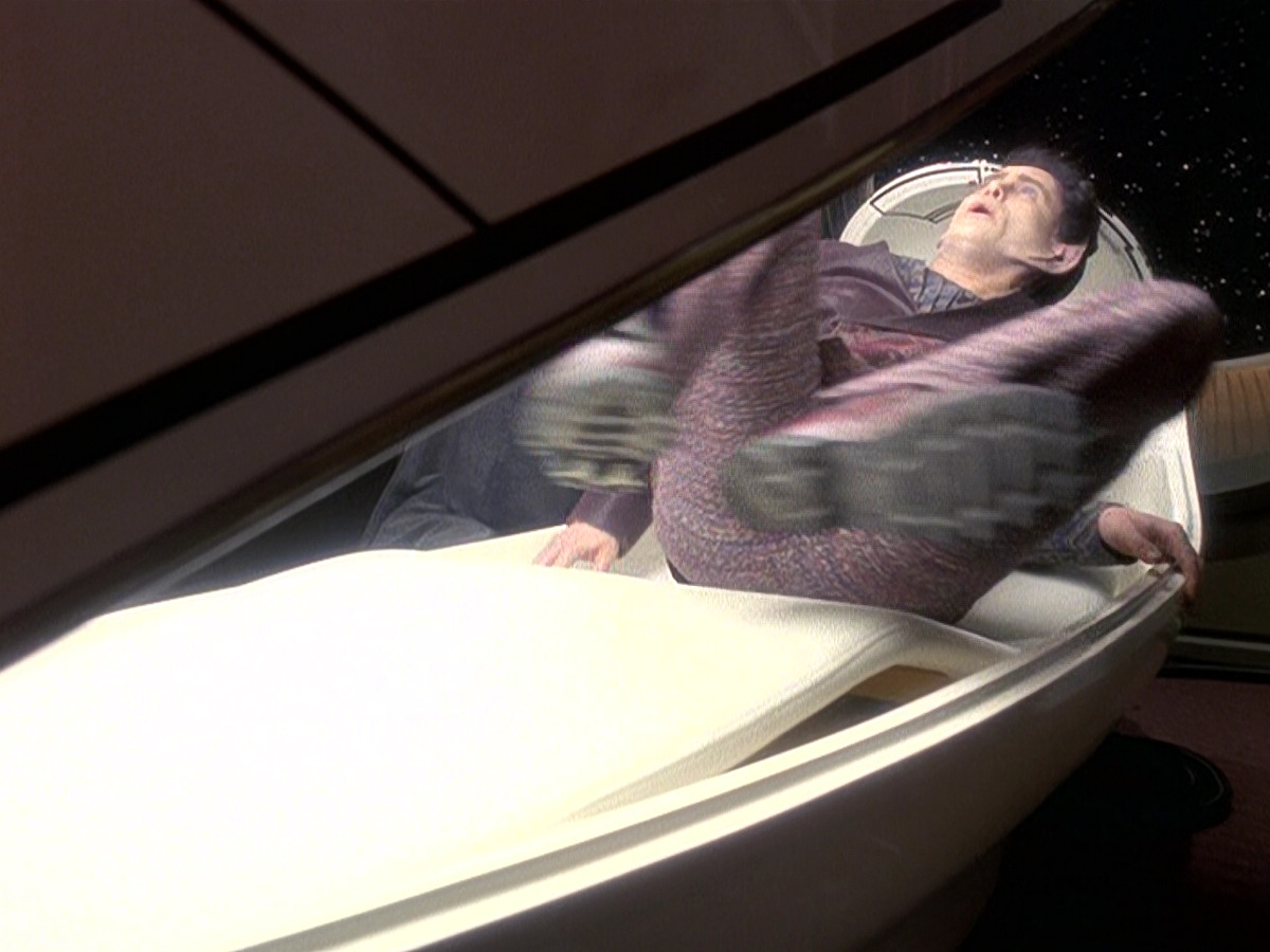 extant_StarTrek_DS9_5x25-InTheCards_03732.jpg