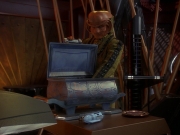 extant_StarTrek_DS9_5x25-InTheCards_00986.jpg