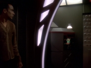 extant_StarTrek_DS9_5x25-InTheCards_01424.jpg