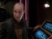 extant_StarTrek_DS9_5x25-InTheCards_01635.jpg
