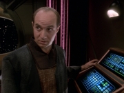 extant_StarTrek_DS9_5x25-InTheCards_01643.jpg