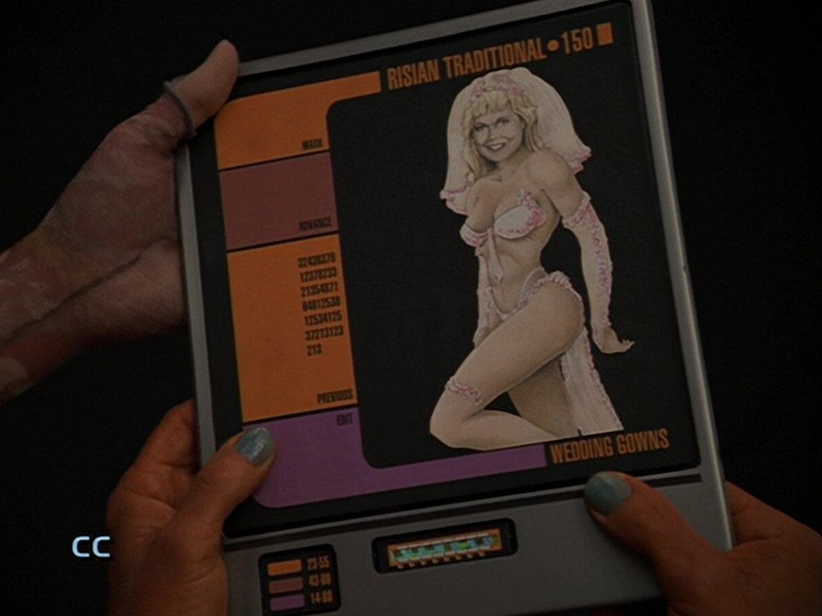 extant_StarTrek_DS9_5x26-CallToArms_00005.jpg