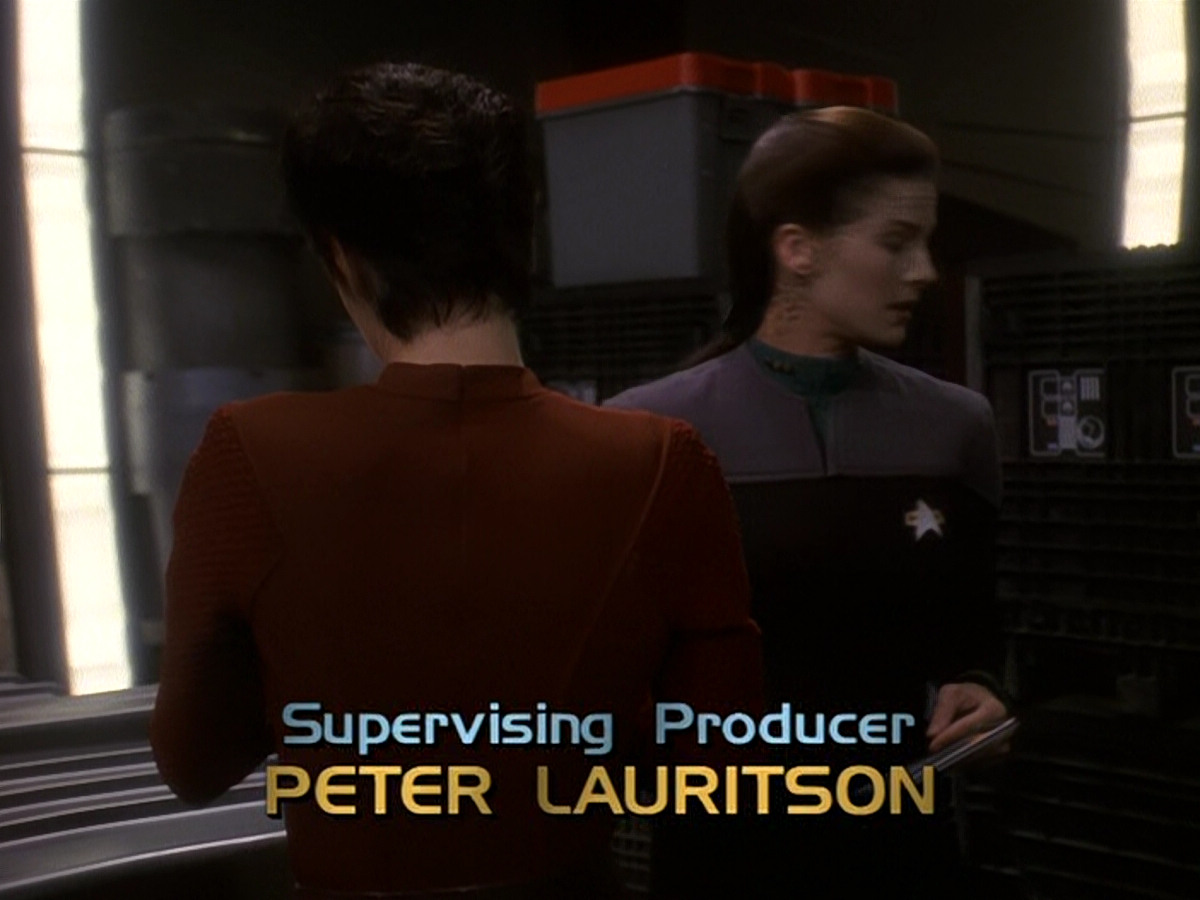 extant_StarTrek_DS9_5x26-CallToArms_00586.jpg