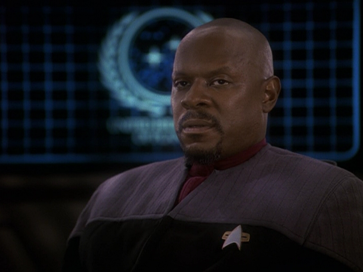 extant_StarTrek_DS9_5x26-CallToArms_00794.jpg