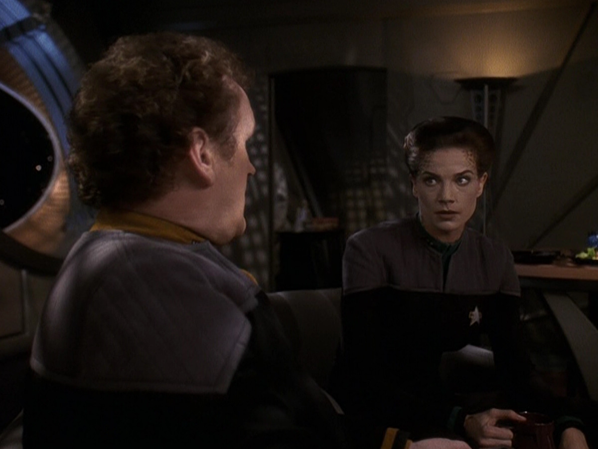 extant_StarTrek_DS9_5x26-CallToArms_00923.jpg