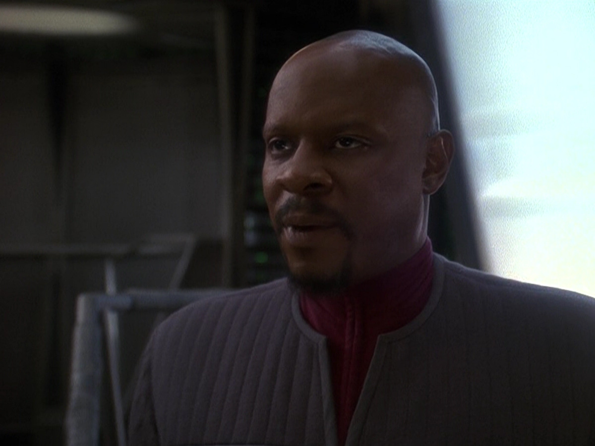 extant_StarTrek_DS9_5x26-CallToArms_01091.jpg