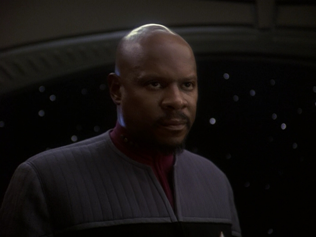 extant_StarTrek_DS9_5x26-CallToArms_01759.jpg