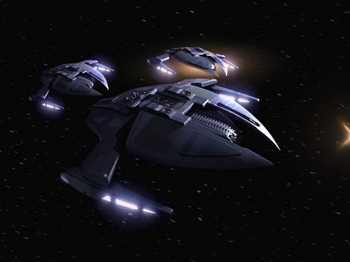 extant_StarTrek_DS9_5x26-CallToArms_02737.jpg
