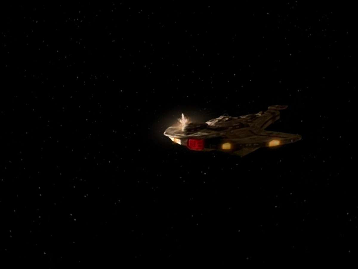 extant_StarTrek_DS9_5x26-CallToArms_02779.jpg