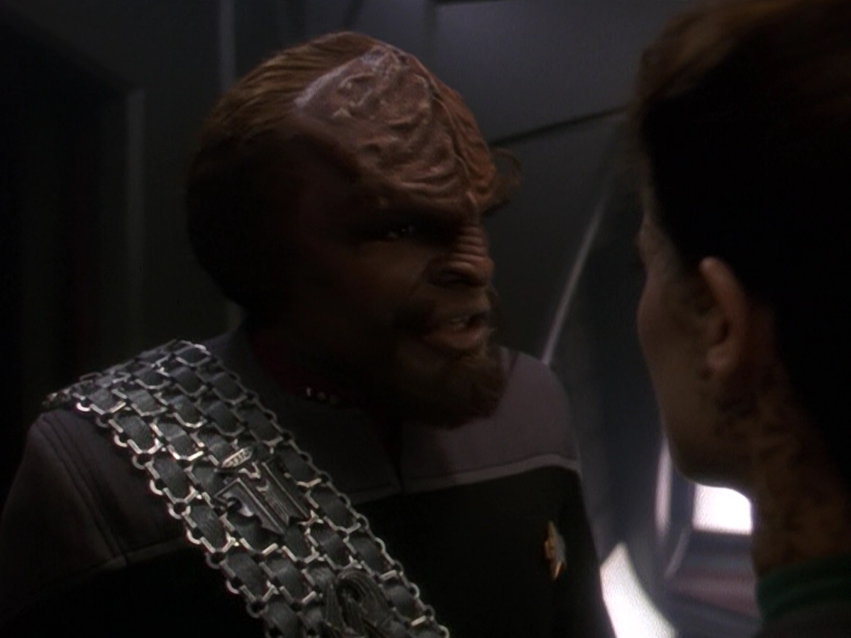 extant_StarTrek_DS9_5x26-CallToArms_03057.jpg