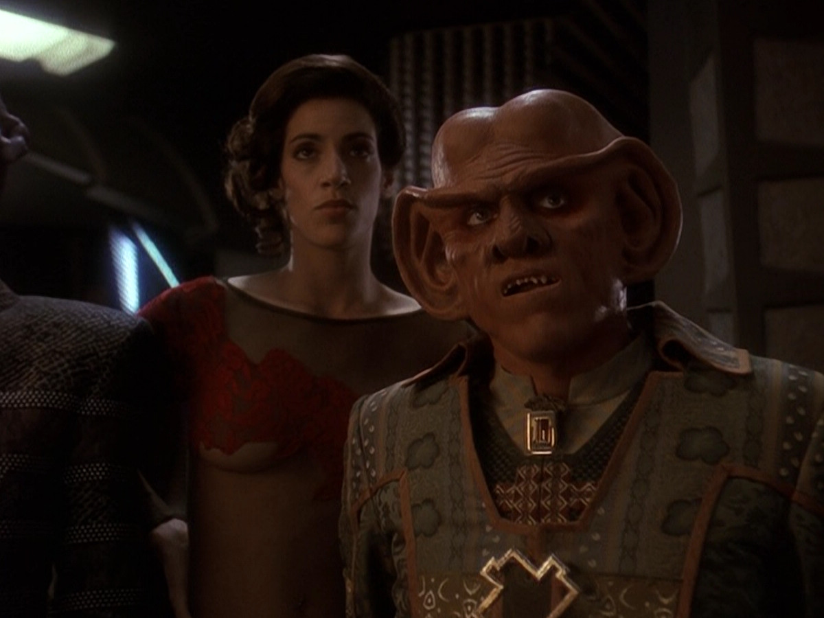 extant_StarTrek_DS9_5x26-CallToArms_03172.jpg