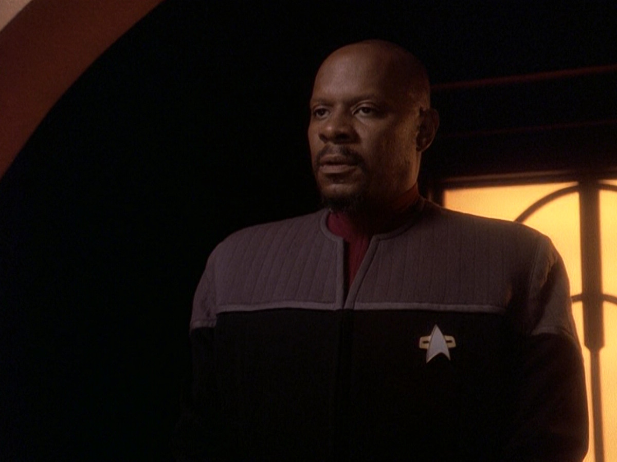 extant_StarTrek_DS9_5x26-CallToArms_03202.jpg