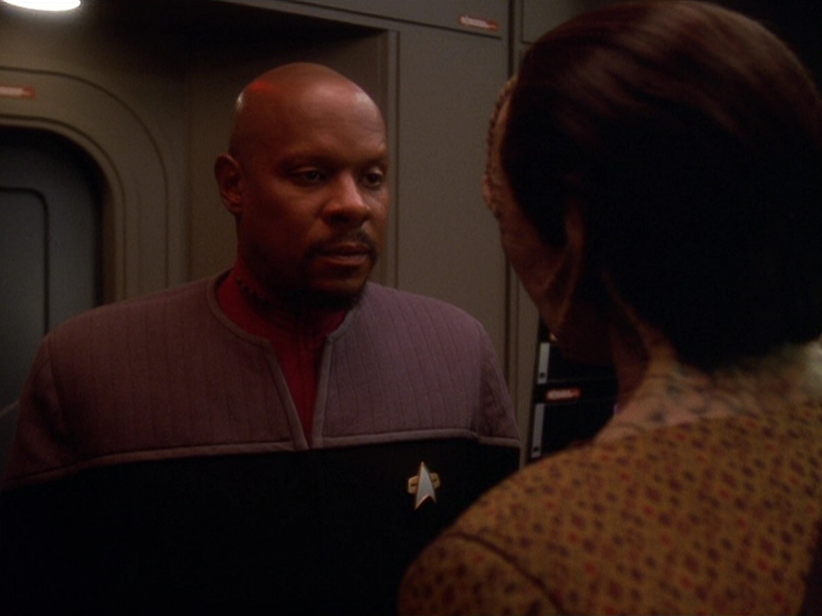 extant_StarTrek_DS9_5x26-CallToArms_03247.jpg