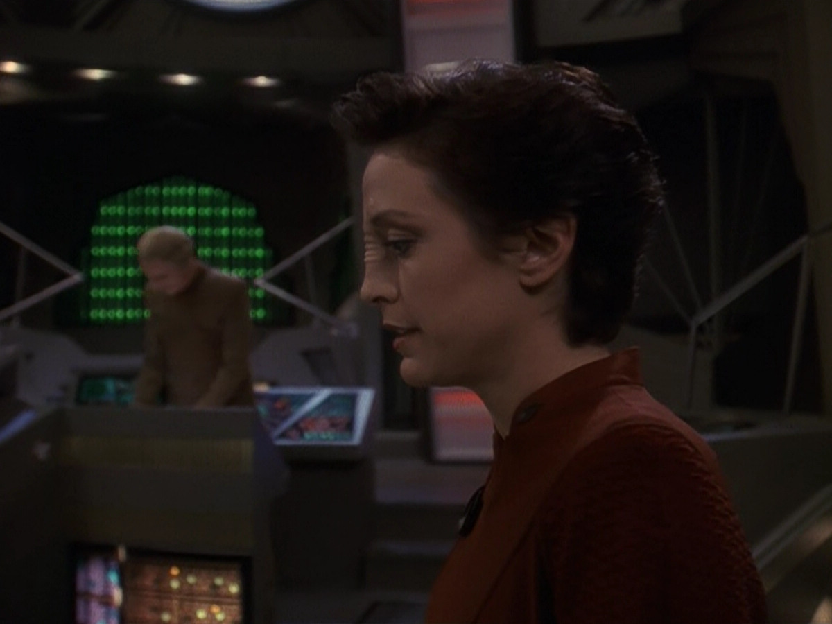 extant_StarTrek_DS9_5x26-CallToArms_03299.jpg