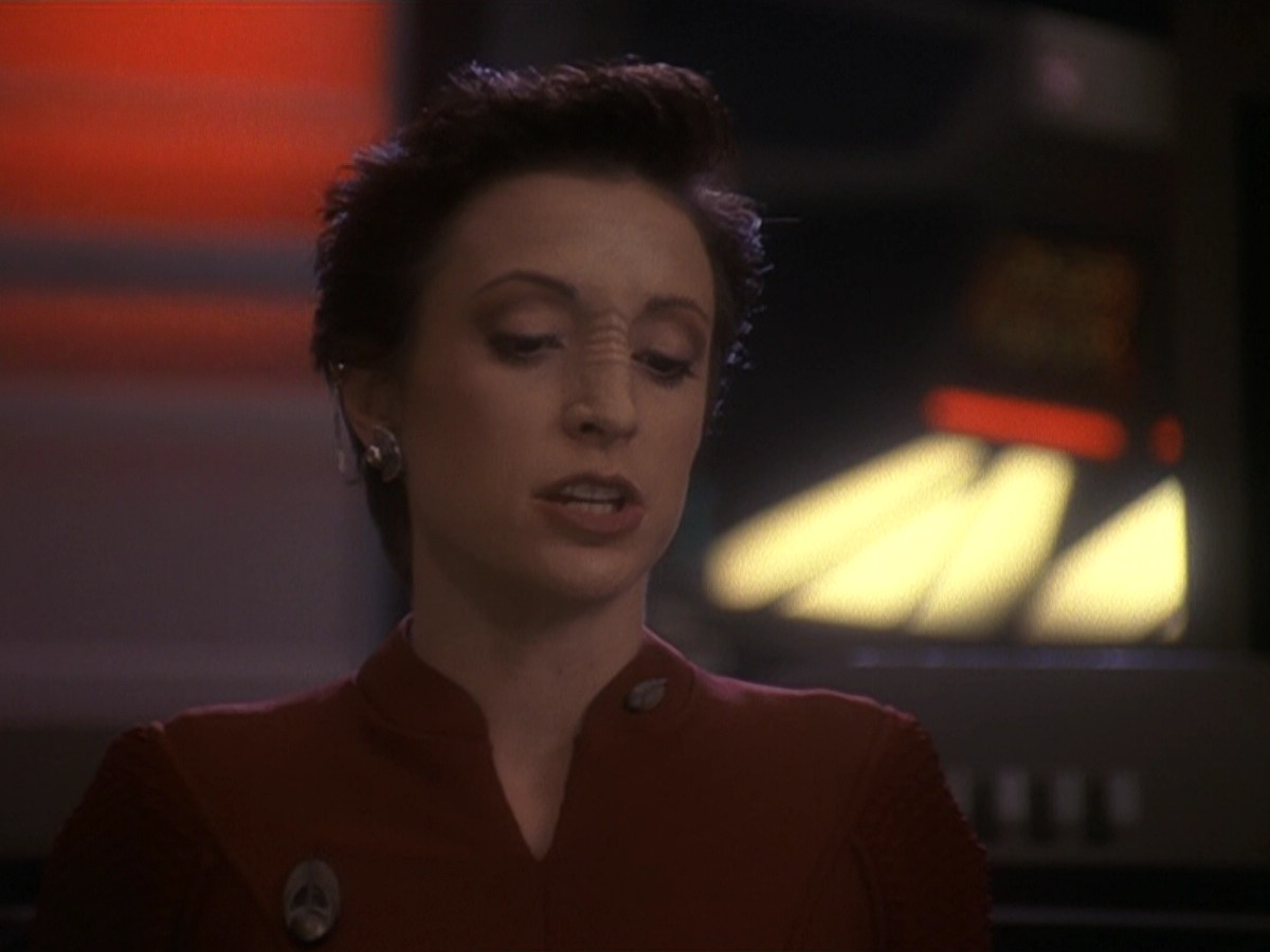 extant_StarTrek_DS9_5x26-CallToArms_03319.jpg