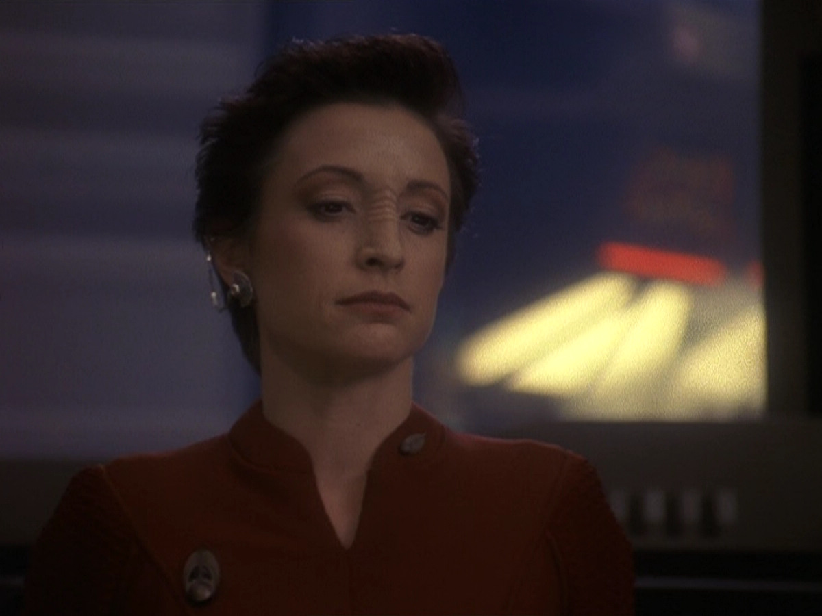 extant_StarTrek_DS9_5x26-CallToArms_03345.jpg