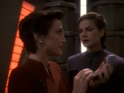 extant_StarTrek_DS9_5x26-CallToArms_00629.jpg