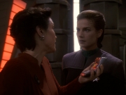extant_StarTrek_DS9_5x26-CallToArms_00642.jpg