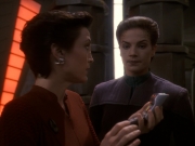extant_StarTrek_DS9_5x26-CallToArms_00648.jpg