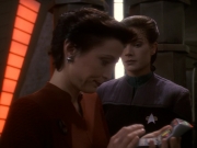 extant_StarTrek_DS9_5x26-CallToArms_00662.jpg