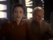 extant_StarTrek_DS9_5x26-CallToArms_00765.jpg