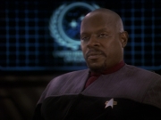 extant_StarTrek_DS9_5x26-CallToArms_00823.jpg