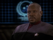 extant_StarTrek_DS9_5x26-CallToArms_00825.jpg