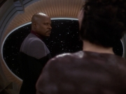 extant_StarTrek_DS9_5x26-CallToArms_01587.jpg