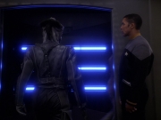 extant_StarTrek_DS9_5x26-CallToArms_01600.jpg