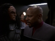 extant_StarTrek_DS9_5x26-CallToArms_01620.jpg