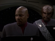 extant_StarTrek_DS9_5x26-CallToArms_01635.jpg