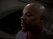 extant_StarTrek_DS9_5x26-CallToArms_01643.jpg
