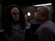 extant_StarTrek_DS9_5x26-CallToArms_01659.jpg