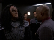 extant_StarTrek_DS9_5x26-CallToArms_01665.jpg