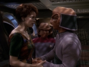 extant_StarTrek_DS9_5x26-CallToArms_02050.jpg