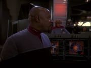 extant_StarTrek_DS9_5x26-CallToArms_02535.jpg